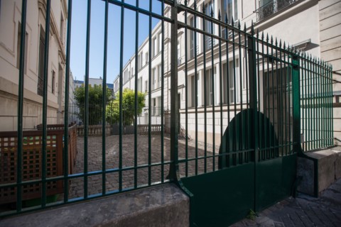 8e Arrondissement, 1Rue Lord Byron