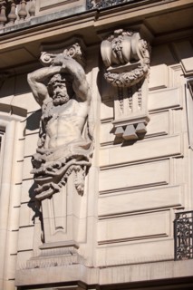 8e Arrondissement, 4 avenue Hoche