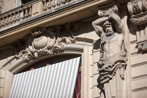 8e Arrondissement, 4 avenue Hoche