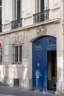 Building where Emile Zola died