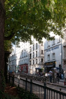 Canal Saint Martin, Hôtel Du Nord