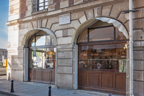 13 Place Du Pont Neuf, La Taverne Henri IV