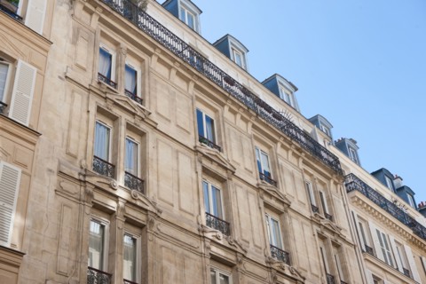 83 rue Dulong Immeuble où vécut Maupassant Au 4e Etage,