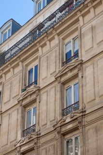 83 rue Dulong Immeuble où vécut Maupassant Au 4e Etage,