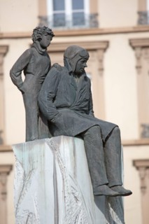 Lyon, statue de Saint-Exupery et du Petit Prince, Place Bellecour