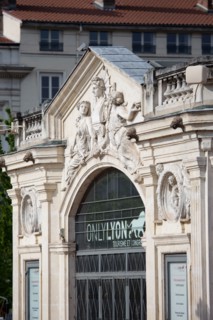 Lyon, Office du Tourisme situe Place Bellecour