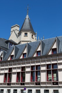Rouen, Hôtel de Bourgtheroulde