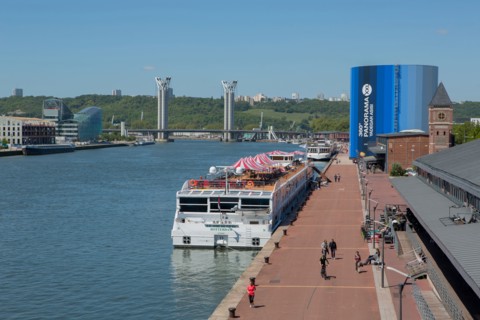 Rouen, anciens docks réhabilités