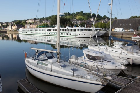 Honfleur, embarcadère des bateaux de croisière