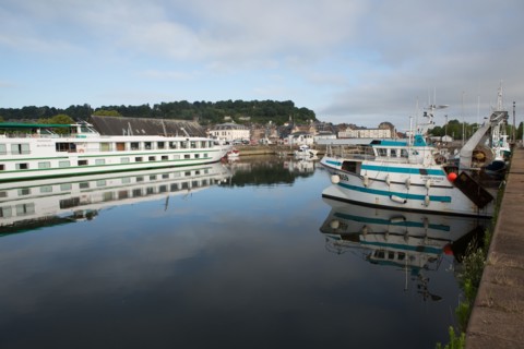 Honfleur, embarcadère des bateaux de croisière