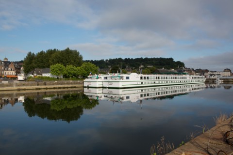 Honfleur, embarcadère des bateaux de croisière