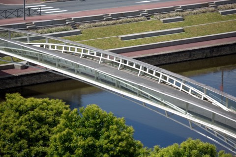 Saint-Lô, passerelle sur la Vire