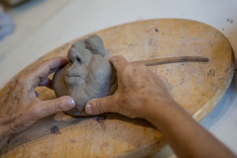 Paris, Atelier Elzevir, visage sculpté