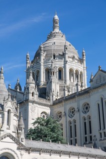 Basilique Sainte-Thérèse de Lisieux