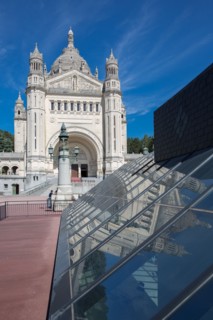 Basilique Sainte-Thérèse de Lisieux
