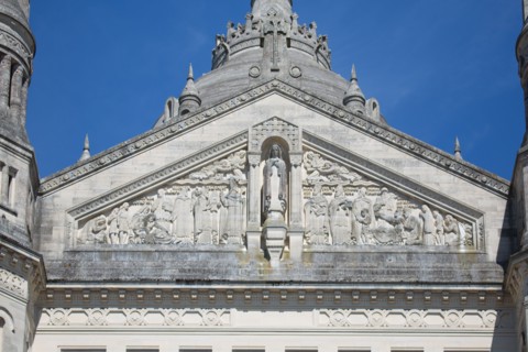 Basilique Sainte-Thérèse de Lisieux