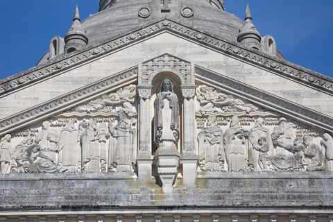 Basilique Sainte-Thérèse de Lisieux