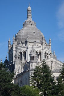 Basilique Sainte-Thérèse de Lisieux