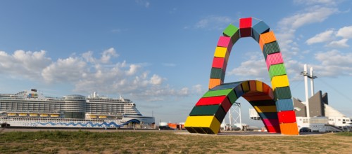 Le Havre, Catène de conteneurs, œuvre de Vincent Ganivet