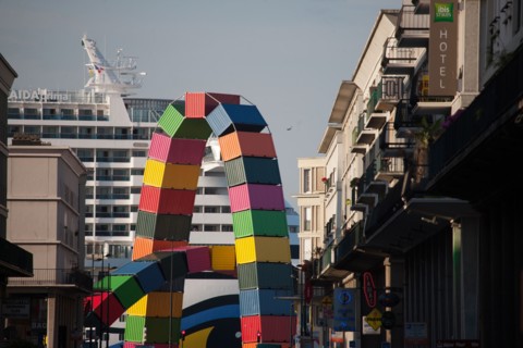 Le Havre, Catène de containers, œuvre de Vincent Ganivet