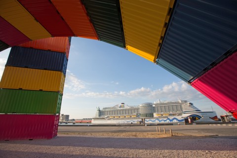 Le Havre, Catène de conteneurs, œuvre de Vincent Ganivet
