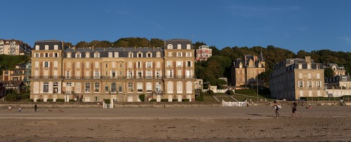 Trouville sur Mer, villas du front de mer