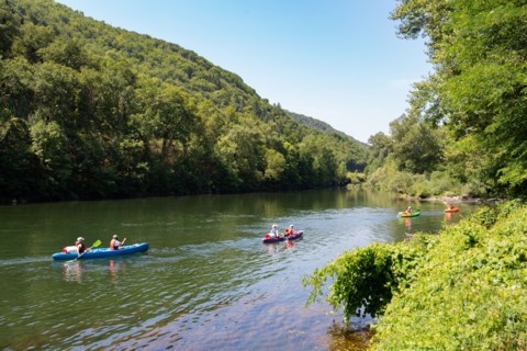 Kayaking on the Tarn river