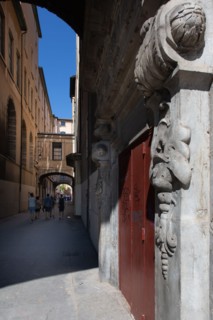 Lyon, rue Menestrier, cariatide