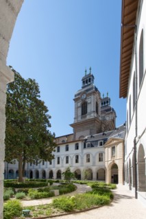Lyon, Hôtel Dieu rénové en juillet 2018