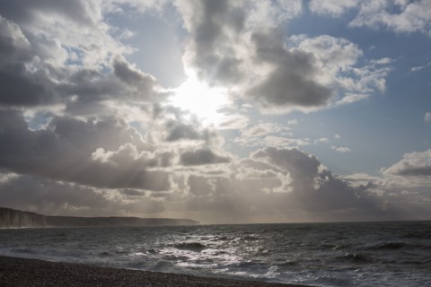 Dieppe, tempête sur la plage