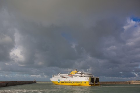 Dieppe, ferry Seven Sisters de Transmanche Ferries