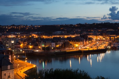 Dieppe, port de nuit depuis les hauteurs du Pollet