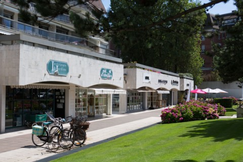 Le Touquet Paris Plage, Avenue des Phares and Avenue du Verger