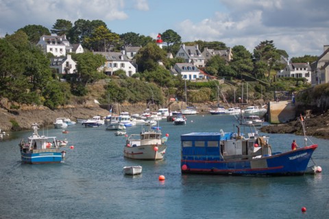 Clohars Carnoët, ria et port de Doëlan, bateaux de pêche