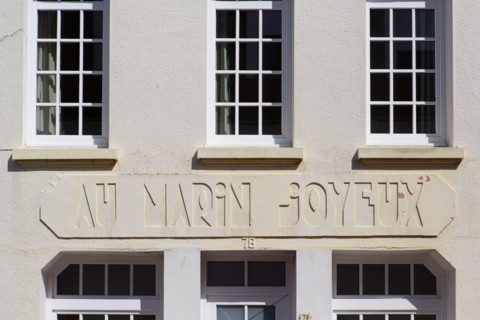 Etaples-sur-Mer, shop sign "Au Marin Joyeux" (happy sailor)