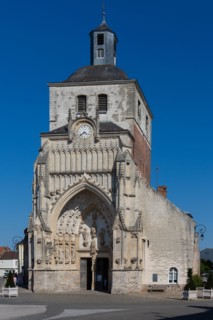 Montreuil-sur-Mer, Abbatiale Saint-Saulve