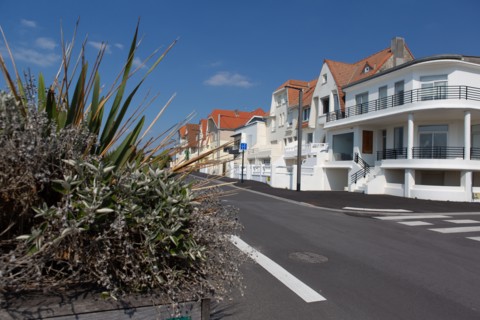 Merlimont Plage, houses on the seafront