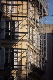 Paris, immeuble en ravalement