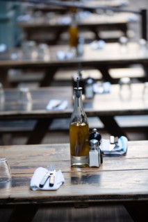 Paris, terrasse de restaurant
