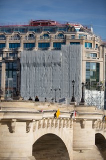 Paris, the Pont Neuf and La Samaritaine under construction, ongoing work