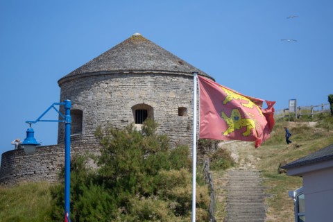 Port en Bessin Huppain, Tour Vauban