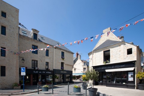 Port en Bessin Huppain, rue Michel Lefournier