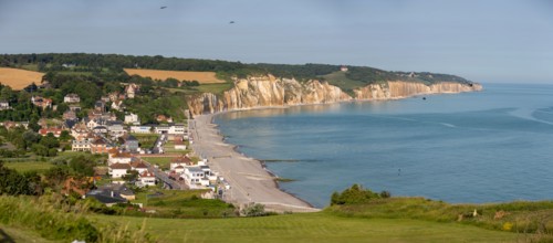 Hautot sur Mer, falaises et front de mer