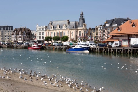 Chalutiers à quai, Trouville-sur-Mer