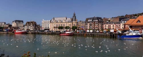 Chalutiers à quai, Trouville-sur-Mer
