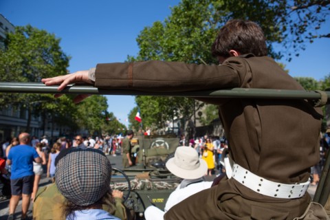 Défilé de commémoration du 75e anniversaire de la Libération de Paris, avenue du Général Leclerc