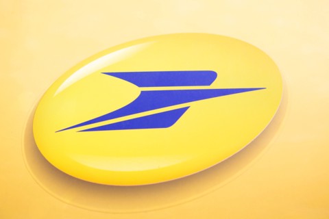 Post Office logo on a vehicle