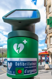 Emergency street defibrillator