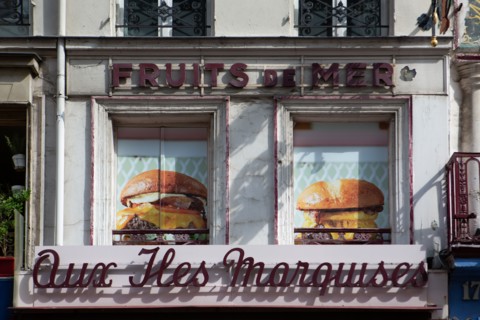 Restaurant historique avec photos de burgers