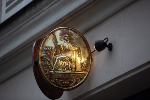 Paris, enseigne de Notaire